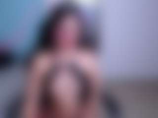 Live cam show with CherryLips - Garter on xplaylive.com