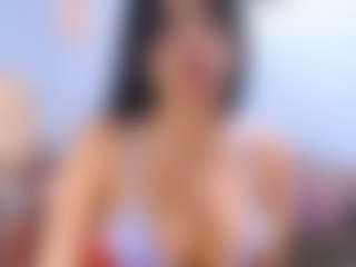 Live cam show with CanddyHott1 - Striptease on CamSodaAdn