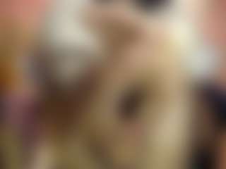 EmilyR0s33's Live Sex Cam Show