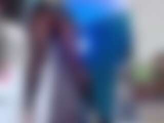 MissRouss22's Live Sex Cam Show