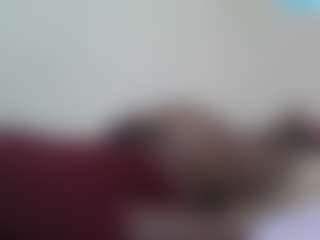 Live cam show with TERRY-ASHLEY - Average on Milfs Live