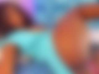 Live cam show with Brittanyjhonnns - Black MILF on xxxlivecams.org