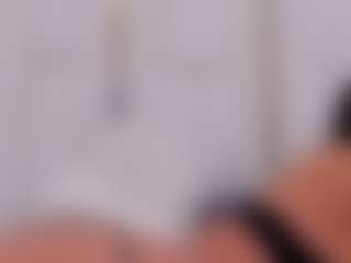 greta_beaumont's Live Sex Cam Show