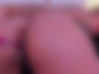 Live cam show with greta_beaumont - Bikini on Camsoda