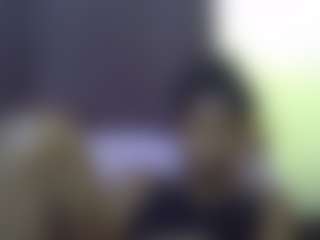 Live cam show with AFRI-QUEEN - Small Ass on Milf Play