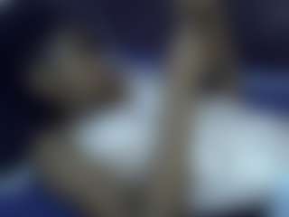 Live cam show with AFRI-QUEEN - Small Ass on Dare Cams