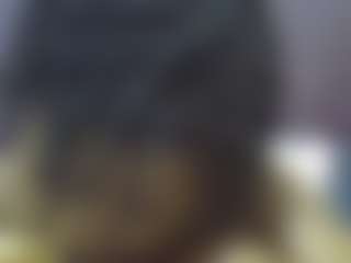 Live cam show with AFRI-QUEEN - Small Ass on live18s.com