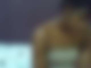 Live cam show with AFRI-QUEEN - Small Ass on UwU Esports