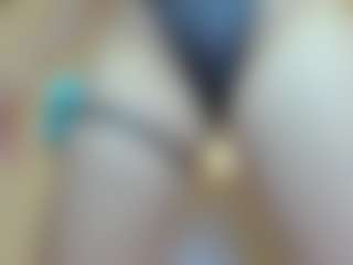 Show live cam dengan aixa-15 - Glasses di Camsoda