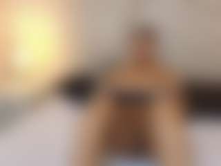 Live cam show with Amberr-Greyy - Nipple Piercings on slutload