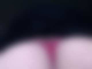Live cam show with lorenitha - Tease on crypto-cams