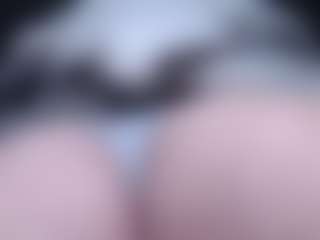 Live cam show with lorenitha - Drinking on live18s.com