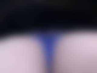 Live cam show with lorenitha - Submissive on Milfs Live