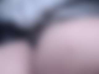 Live cam show with lorenitha - Drinking on luckytryst.com