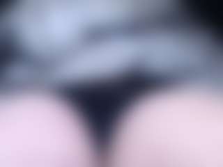 Live cam show with lorenitha - Small Tits on intimatelivegirls.com