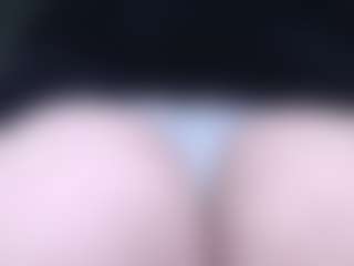 Live cam show with lorenitha - Small Tits on Camversity
