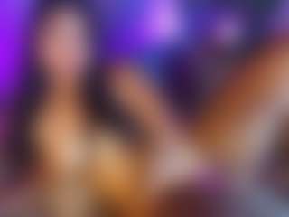 Jade Brunnette MILF webcam performer live streaming