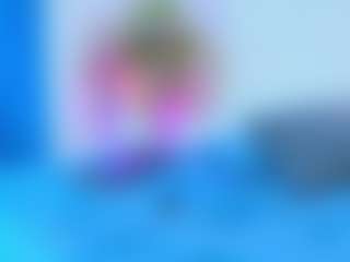Jade Brunnette MILF webcam performer live streaming