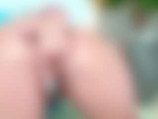 Live cam show with Lauren - Skinny on fuck-show.com