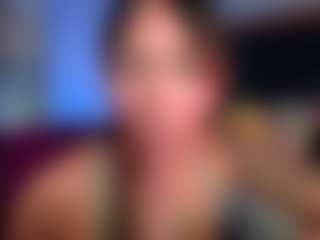Show en direct avec SandraBrns - Morena sur Camsoda