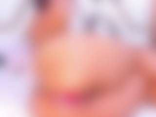 ZafiraHot MILF webcam performer live streaming