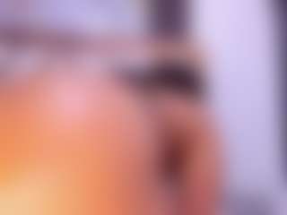 Live cam show with ZafiraHot - Black Middle Aged on Hubzter Live