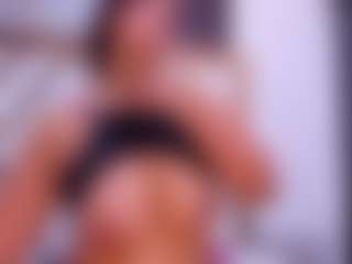 Live cam show with ZafiraHot - Muscle on Pornisteam.com
