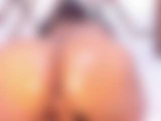 Live cam show with ZafiraHot - Ebony Middle Aged on Camsoda