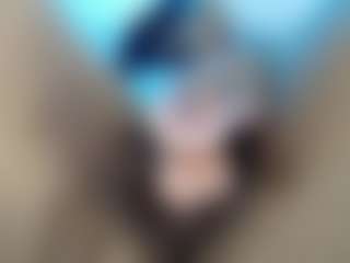 Live cam show with brendagirlbad20 - Bikini on thefappeningchat.com