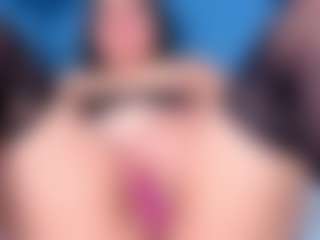 Live cam show with EmiilyStone - Average on SpankPalCams