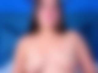 EmiilyStone's Live Sex Cam Show