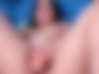 Live cam show with EmiilyStone - Bikini on Camsoda