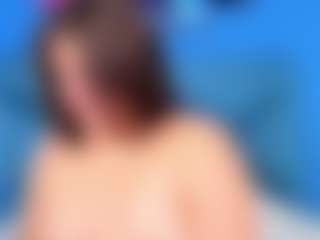 Live cam show with EmiilyStone - Thong on TeamSkeetLive