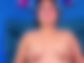 Live cam show with EmiilyStone - Green Eyes on sexylive.show