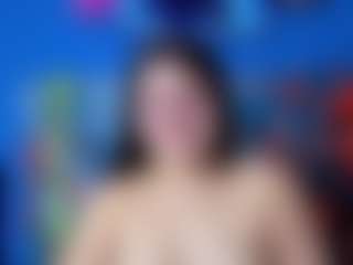 EmiilyStone's Live Sex Cam Show