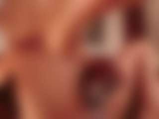 Live cam show with Hillary-queen - Ebony on milfzrlive.com