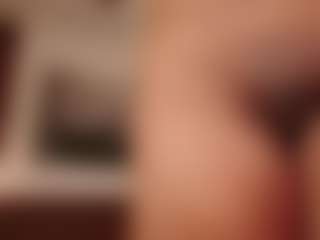 Live cam show with Hillary-queen - Smoking on SpankPalCams