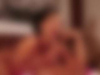 Live cam show with Hillary-queen - Ebony on SquirtSoMuch | colombia
