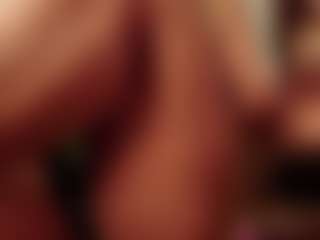 Live cam show with Hillary-queen - Teen (18+) on Uber Horny