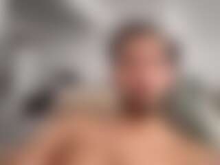 LetssGetItOn41's Live Sex Cam Show