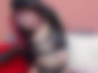 Live cam show with MartinaBlakee1 - Facial on Camsoda