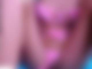 Live cam show with mia-xs - Red Hair on intimatelivegirls.com