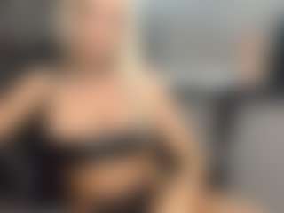 Live cam show with selenaqueenn - Cuckold on Cam Slut