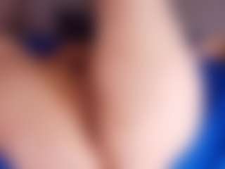 veronica-777's Live Sex Cam Show