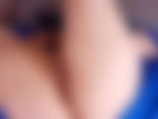 veronica-777's Live Sex Cam Show
