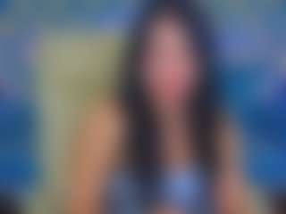 Cam Show en direct de KitnissKiss