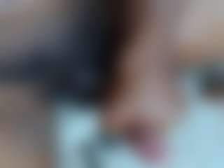 Live cam show with break9inch - Orgasm on Camsoda