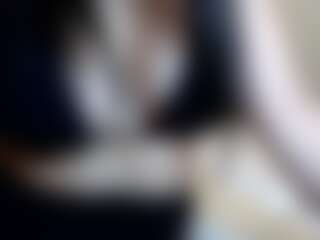 Laura B's Live Sex Cam Show