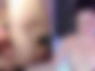 Live cam show with KateMoss1 - Trimmed Arab on Milfs Live