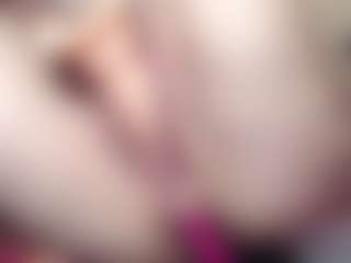 Live cam show with KateMoss1 - Shaved Pussy on Camsoda